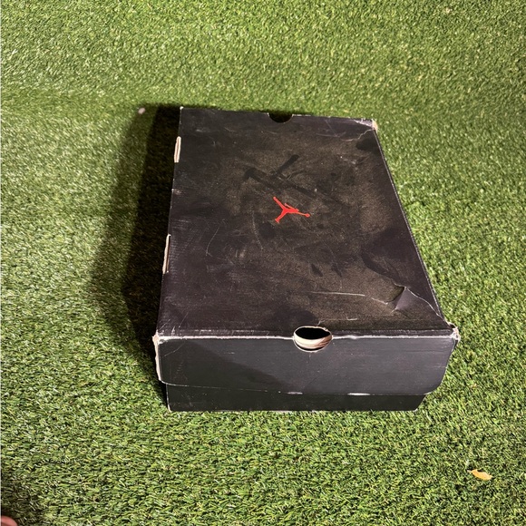 Mens Jordan 13s - Picture 3 of 10